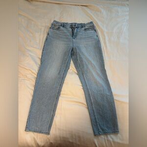 American Eagle High Waisted Strigid Straight Jeans